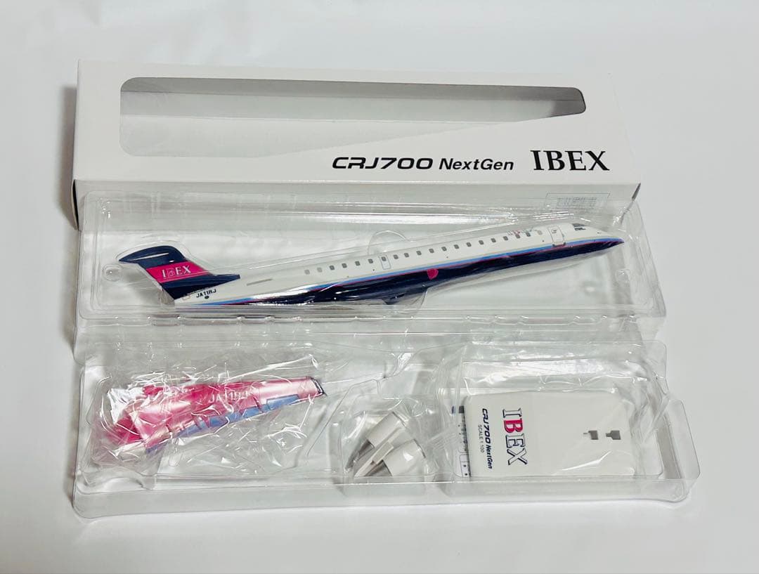 航空機・ヘリコプター 1/100 IBEX CRJ700 NextGen JA11RJ