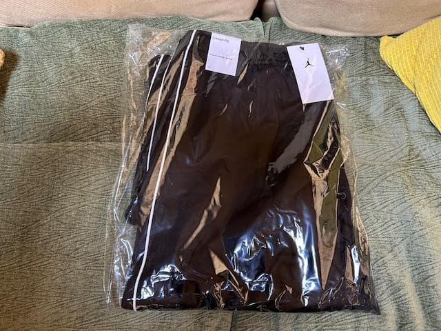 新品 未使用 ジャンプマンジャージ ナイロンパンツ 2点 ブラック Lサイズ