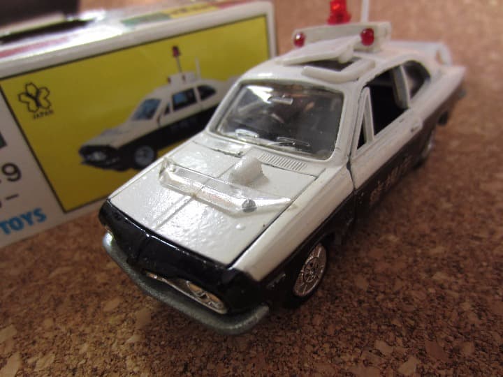 米澤玩具 ダイアペット／HONDA クーペ９／警視庁特殊装備パトカー