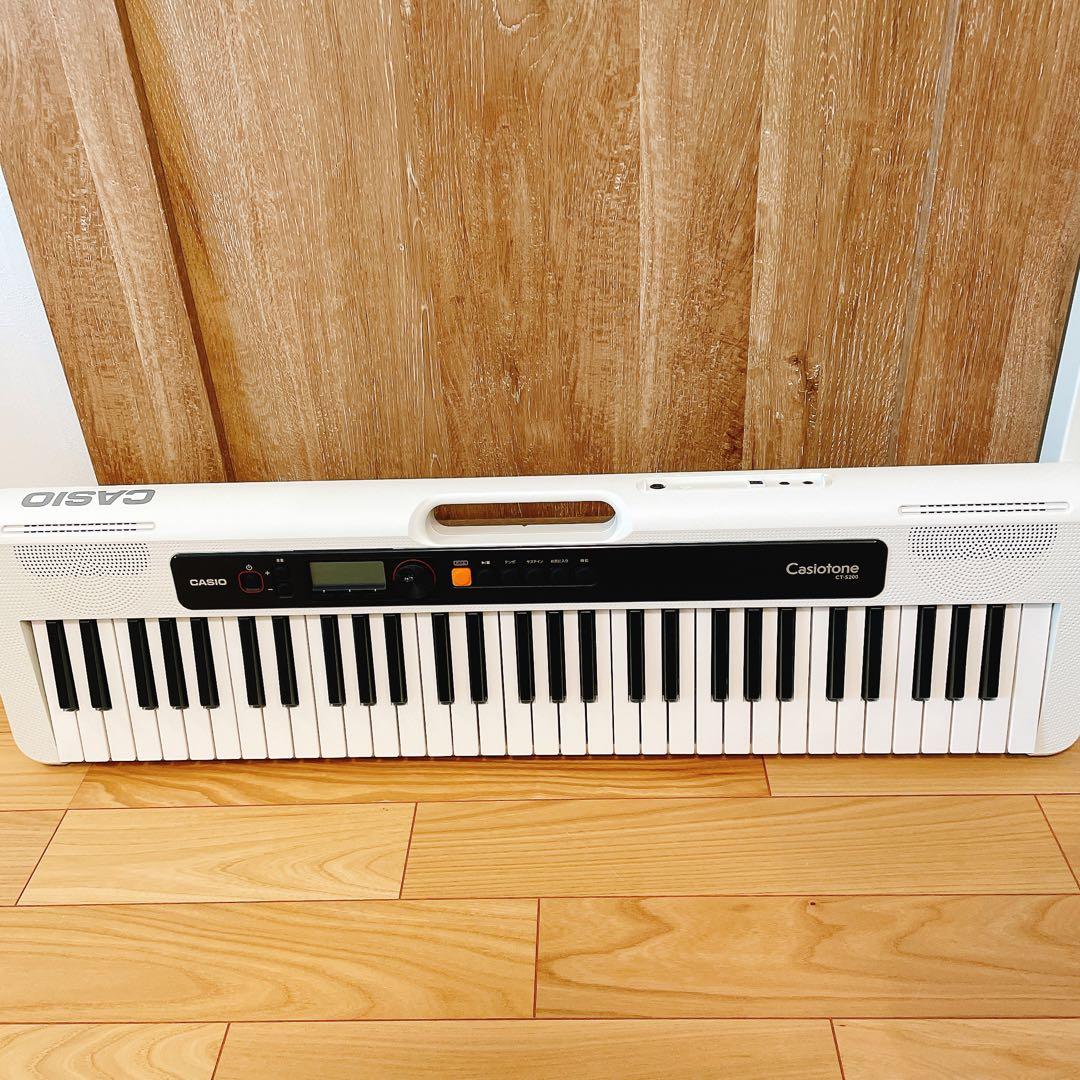 CASIO Casiotone CT-S200 ホワイト 61鍵