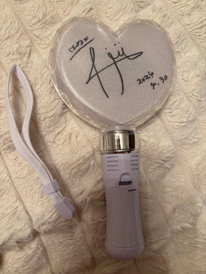 AVAM ペンライト ハート型 サイン入り