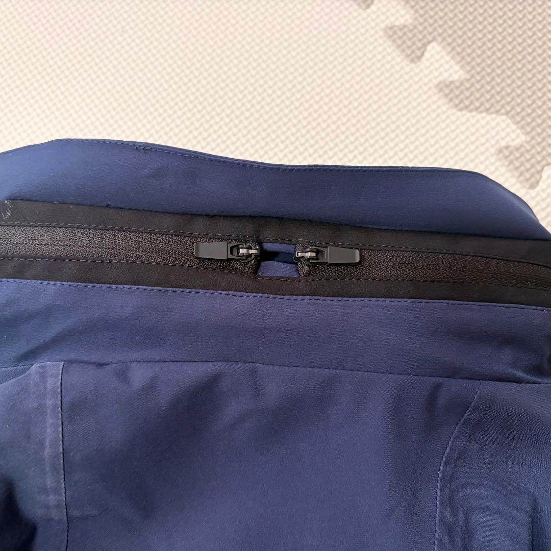 デサント DESCENTE S.I.O INSULATED JACKET M