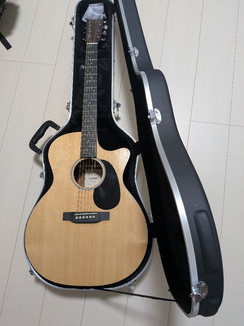 ギター MARTIN GPCRSGT