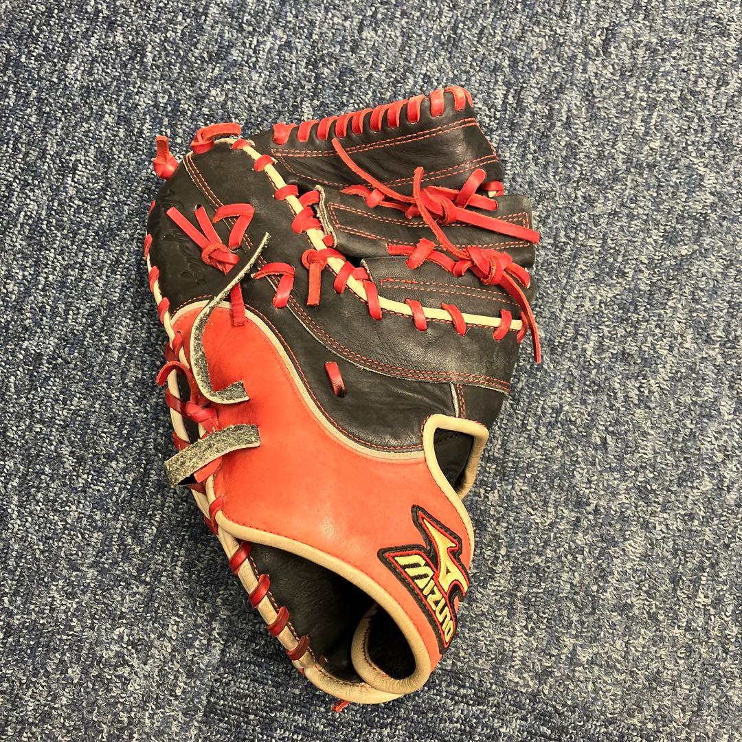 Mizuno 軟式グローブ 黒/赤ファーストミット