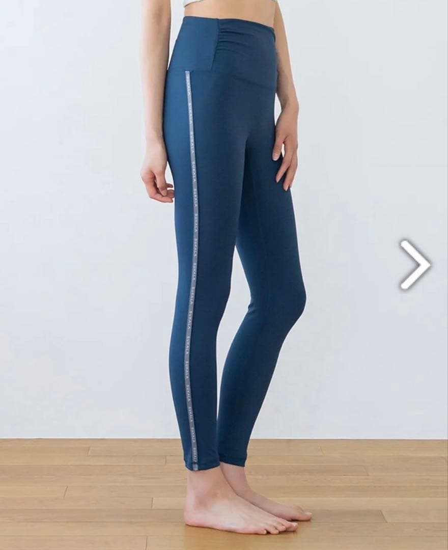 Sサイズ【SUKALA】サイドロゴギャザーレギンス