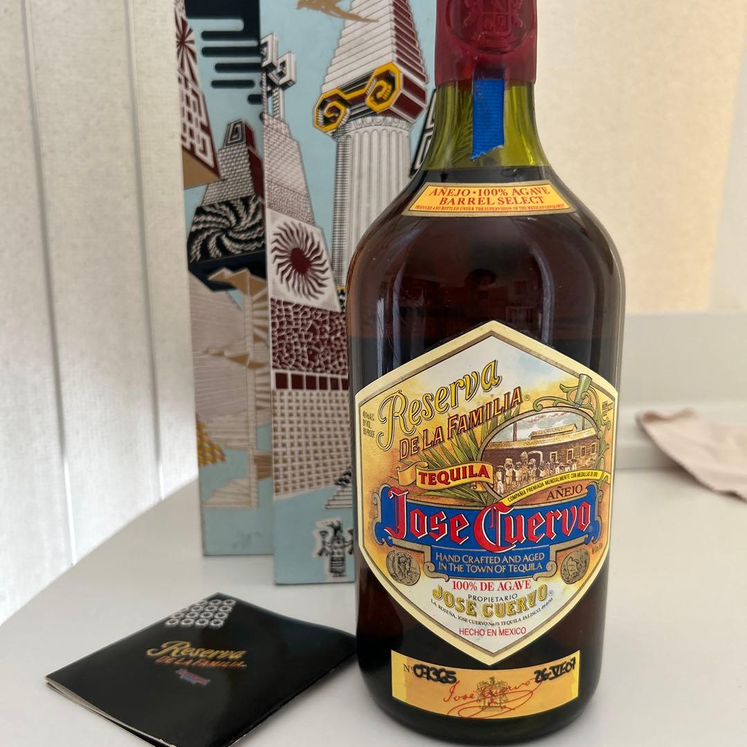 限定酒　クエルボ　200周年記念ボトル