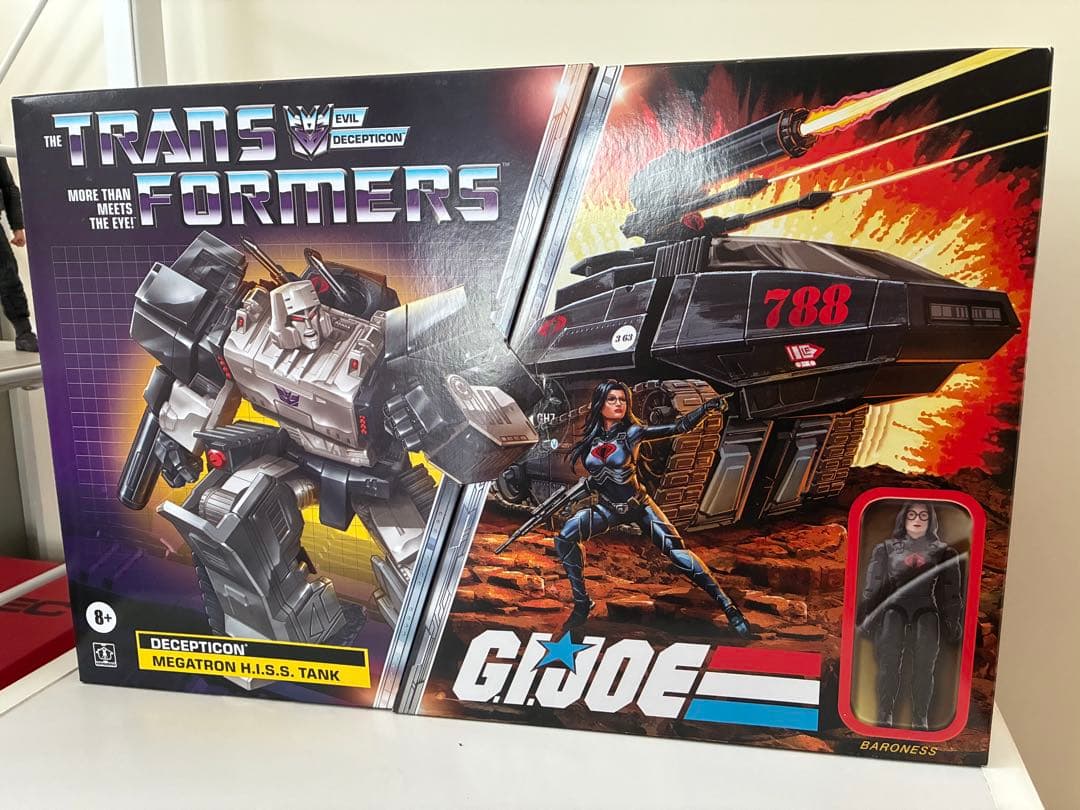 希少新品Transformers Megatron H.I.S.S. Tank