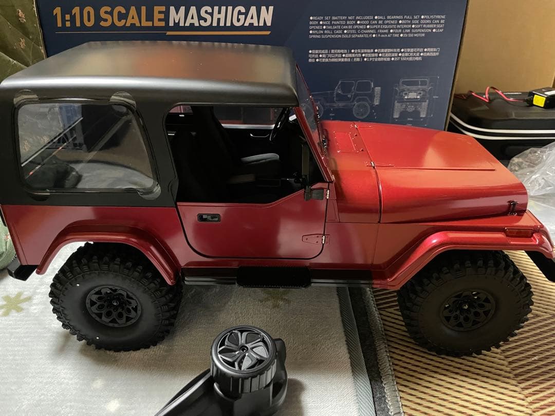 (仮面ライダーさん専用）FMS1:10スケール 赤 オフロードラジコンカー