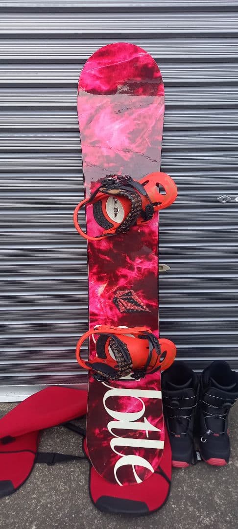 スノーボードセット　板Subtle バインFLUX ブーツFLOW エッジガード