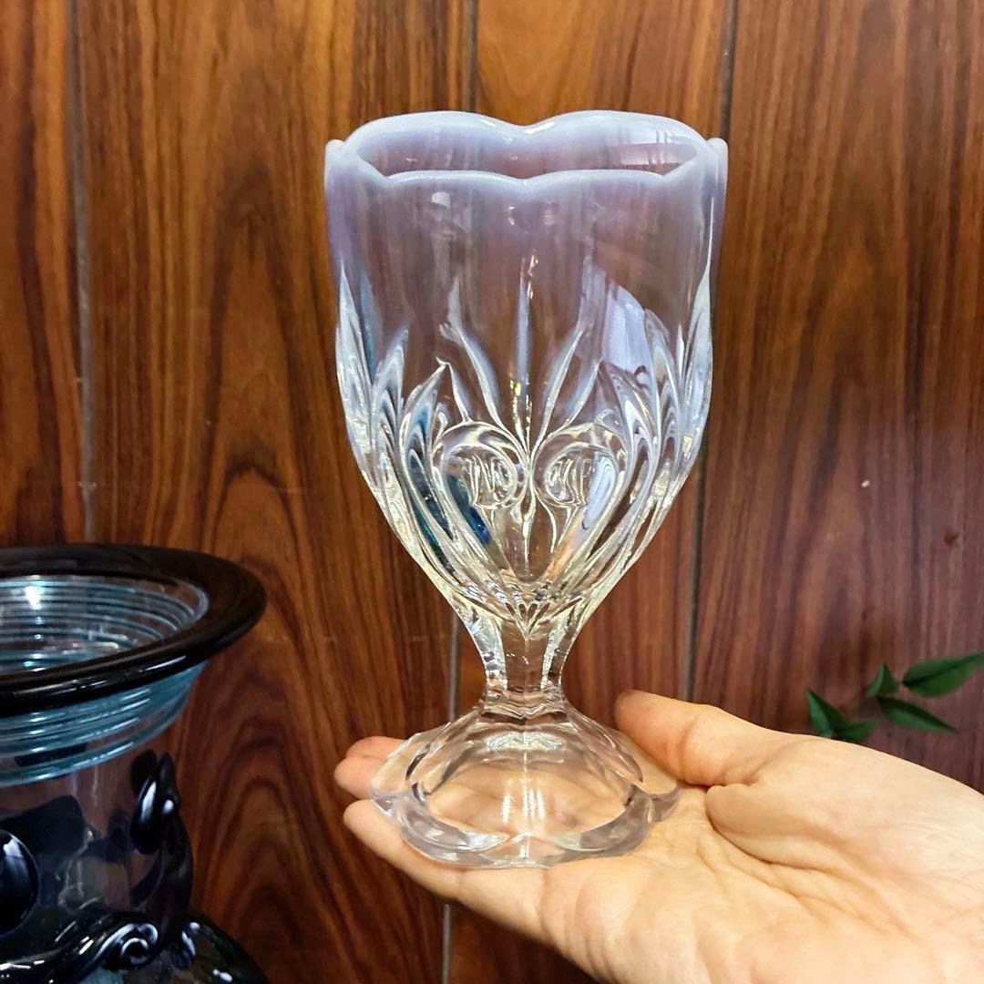 骨董　レトロ　乳白色暈し　ハートプレス紋　チューリップ型　パフェグラス　氷コップ
