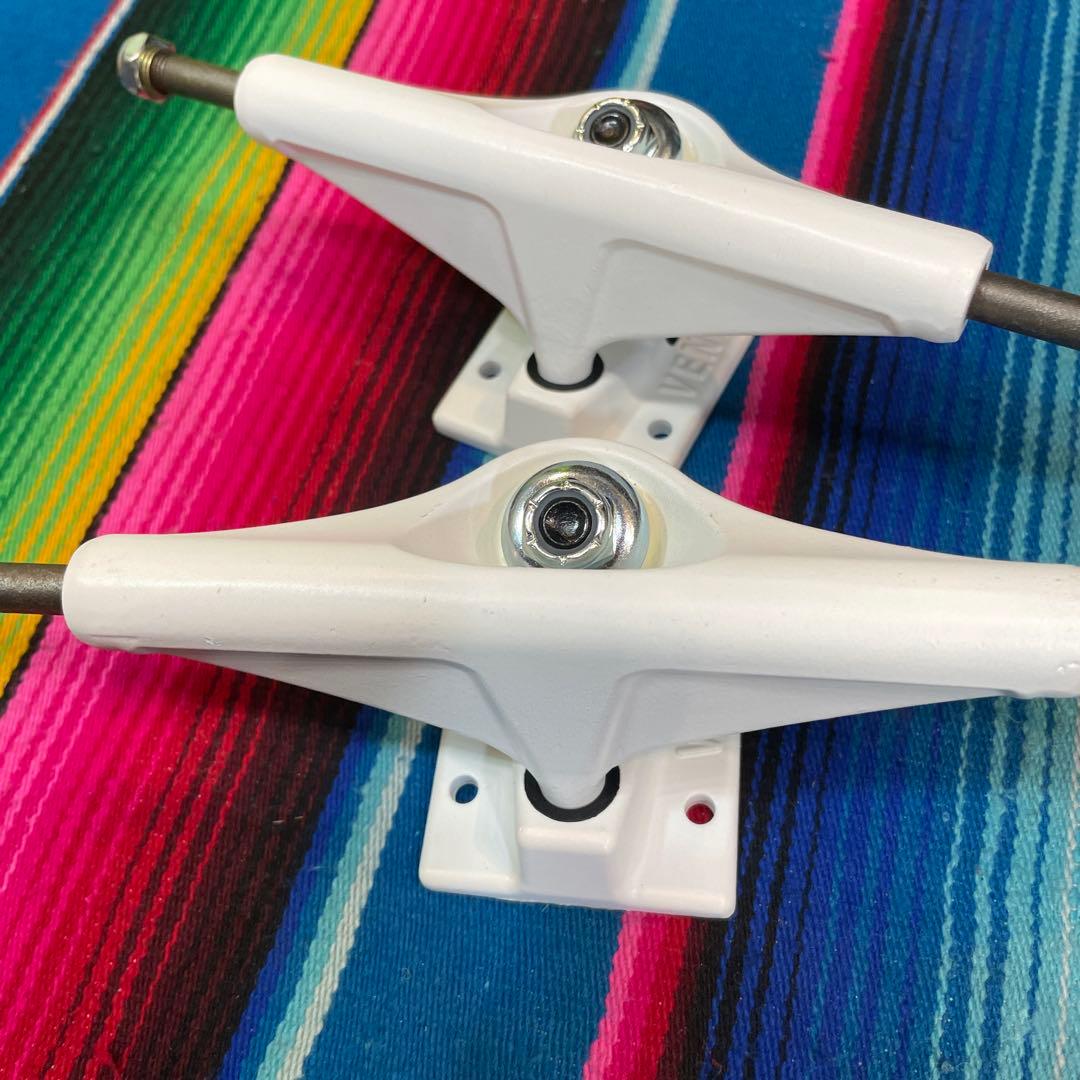 ベンチャー　スケートトラック　5.6