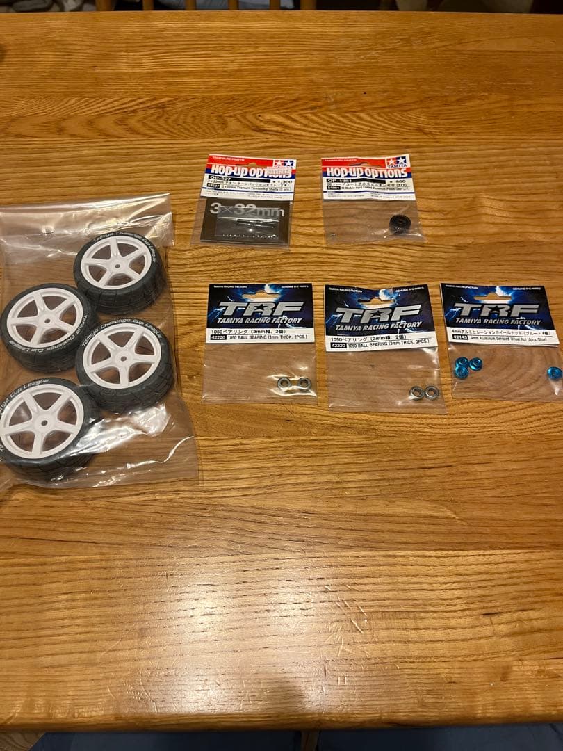 TT02 TYPE-SR 組み立て済み　サーボ（S9571SV）いろいろセット