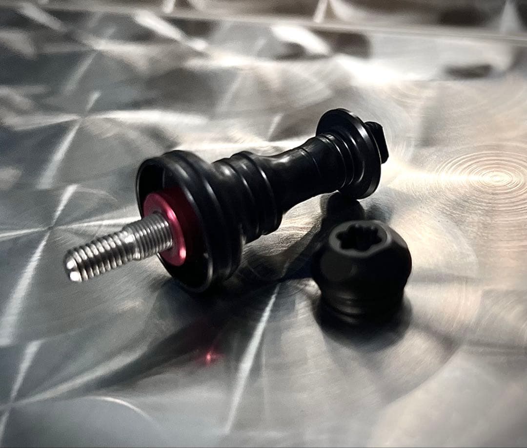 MAD CROW スクイッドマニア リブレ LIVRE シマノS2ミドルスカート