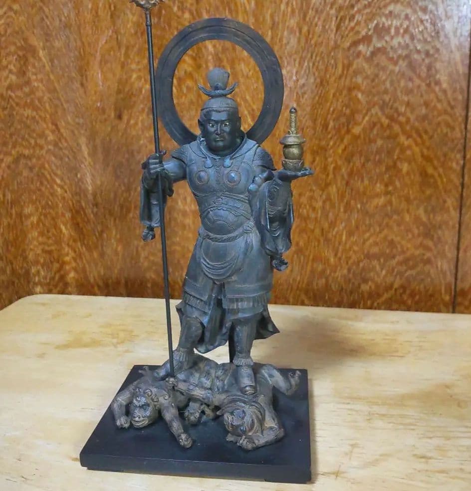 TonaCocoroイスム掌 毘沙門天