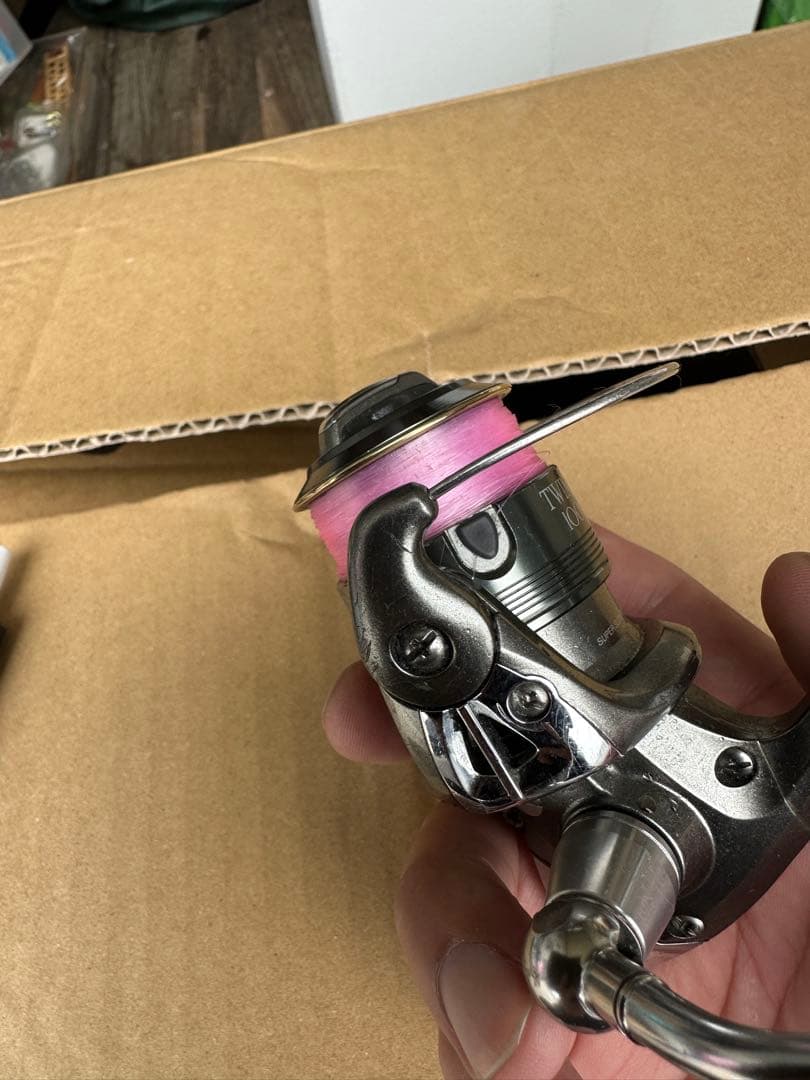 シマノ　shimanoツインパワー 1000PGS スピニングリール