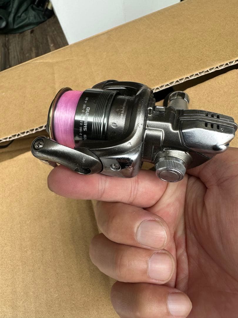 シマノ　shimanoツインパワー 1000PGS スピニングリール