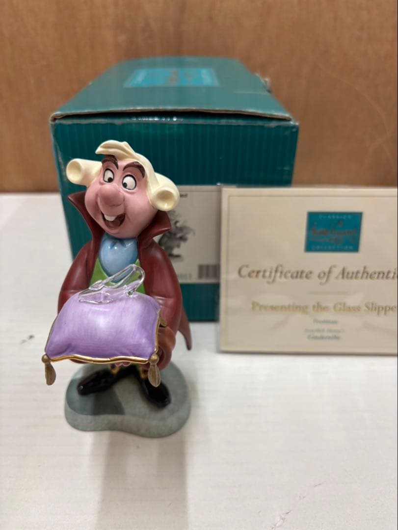 ディズニーwDCC フットマン