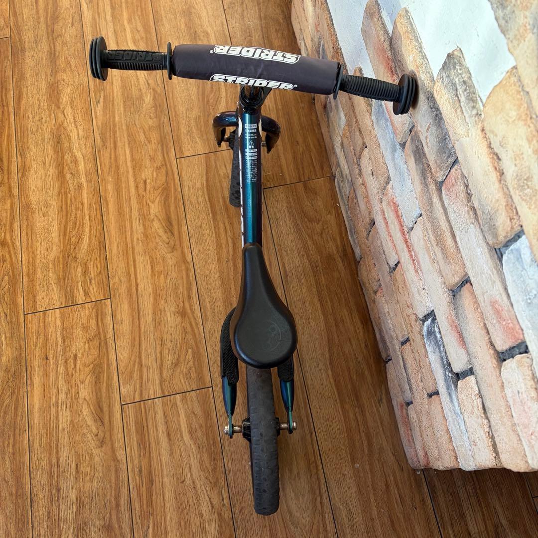 希少カラー ストライダー STRIDER PRO 12インチ メタリックアクア