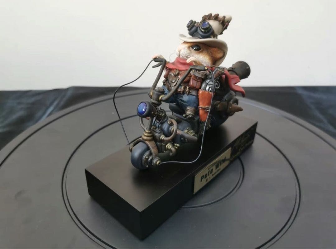 デザイナーズトイ 鎌田光司 ハムスターの機関車 赤版 トレトイフィギュア