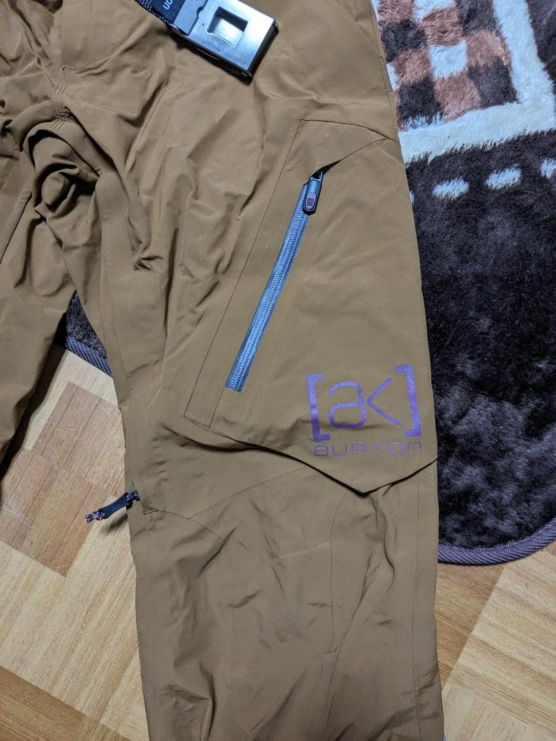 BURTON　akウェア上下セット（ほぼ一式）
