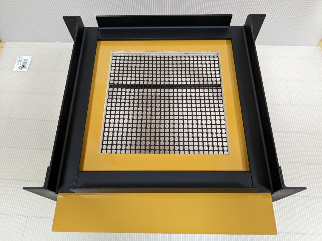 重箱式巣箱台　4台　２９０ミリ用　ニホンミツバチ　鉄製台