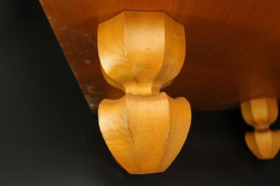 囲碁 碁盤 本榧 良木目 足付 総高26.7cm 厚み15cm 良品(A266)