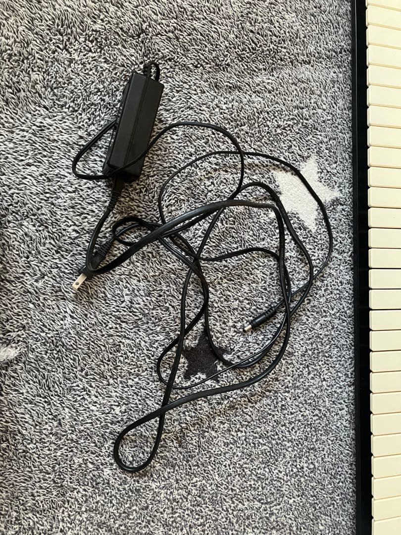 X50 シンセサイザー　中古　配線ジャックゆるい