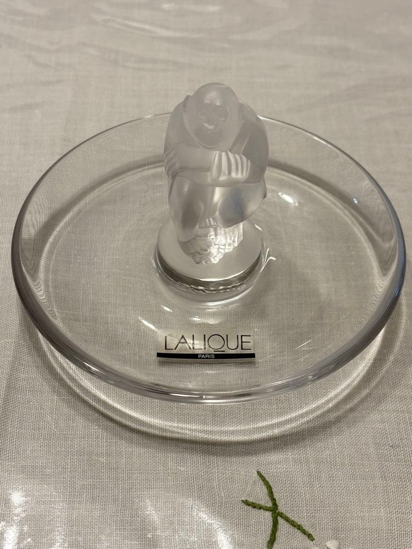 LALIQUE ガラス皿 フロスト彫刻