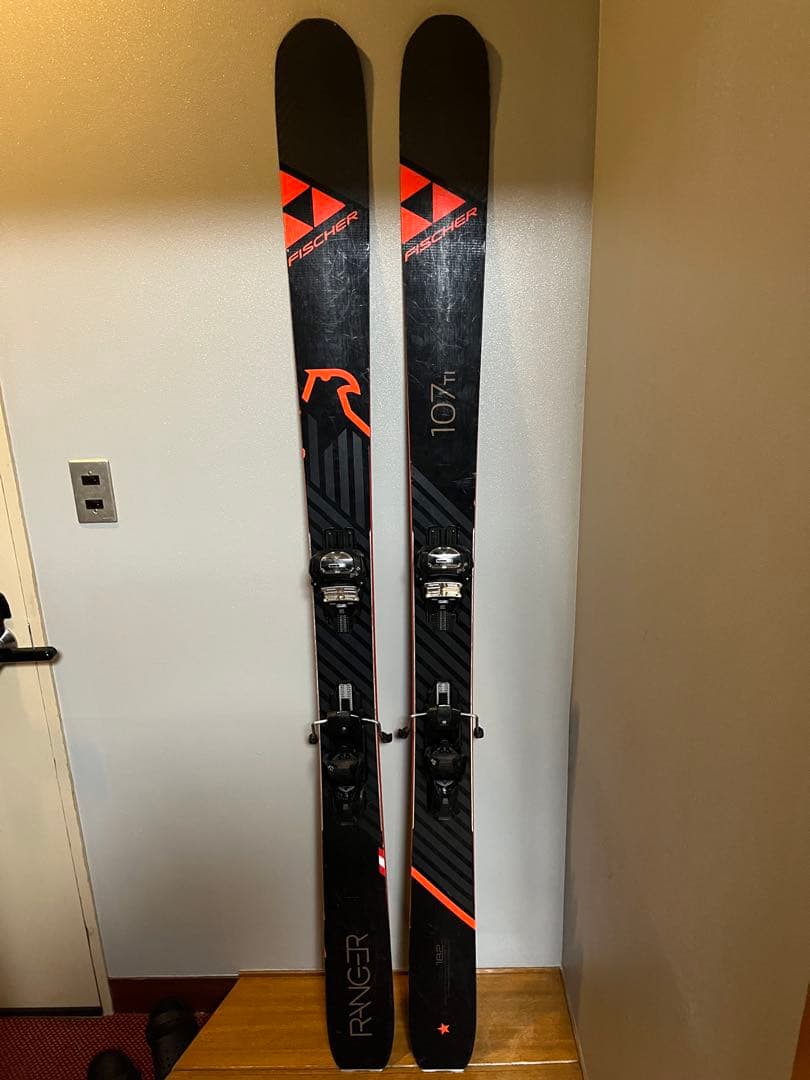 スキー板　FISCHER RANGER107ti 182cm