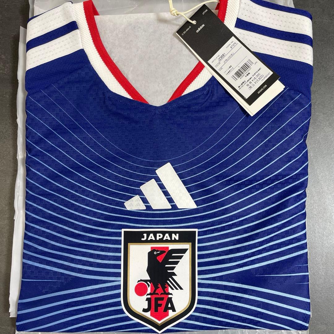 【新品タグ付】オーセンティック　日本代表 2026 ユニフォーム Lサイズ　長袖