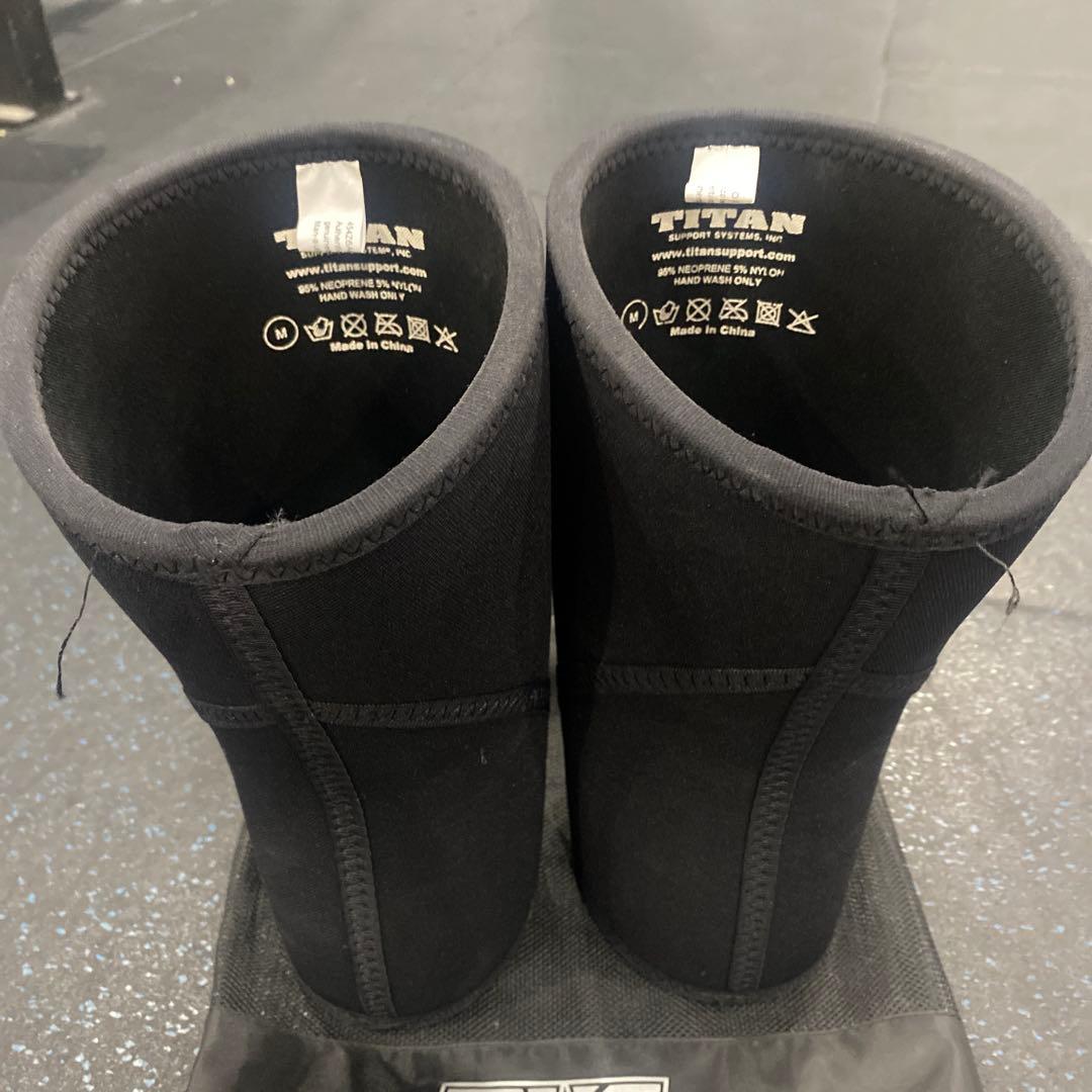 TITAN TKS 膝サポーター Mサイズ ブラック