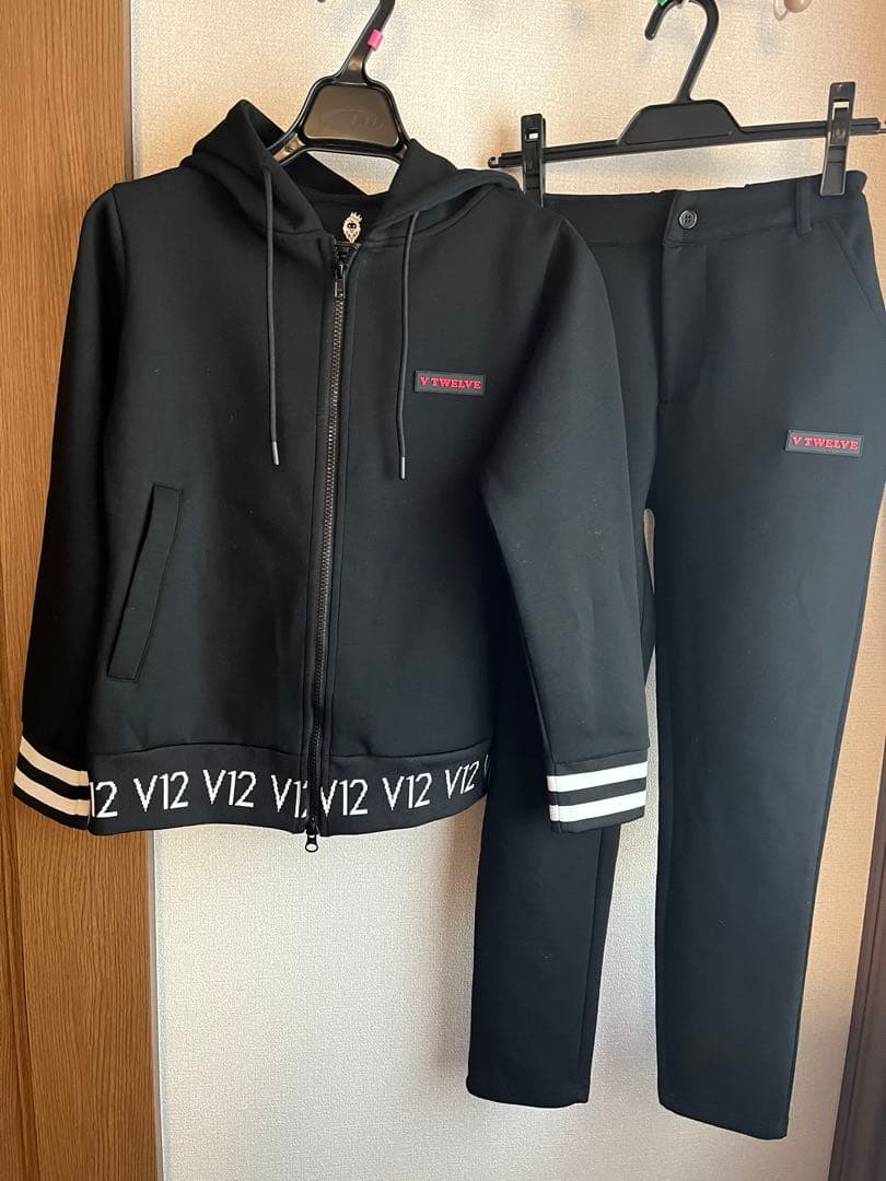 クリスマスお値下げ☆V12 レディースウェアセット アップ／ブラック