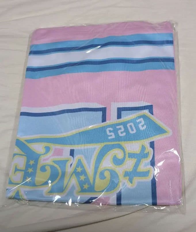 ノイミー　鈴木瞳美さん　ユニホーム