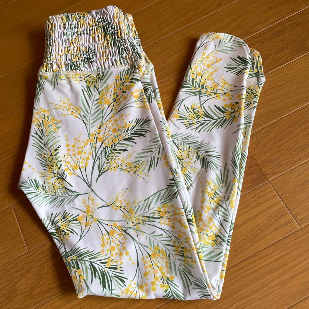ヨガウエア　scala lava ミモザレギンス