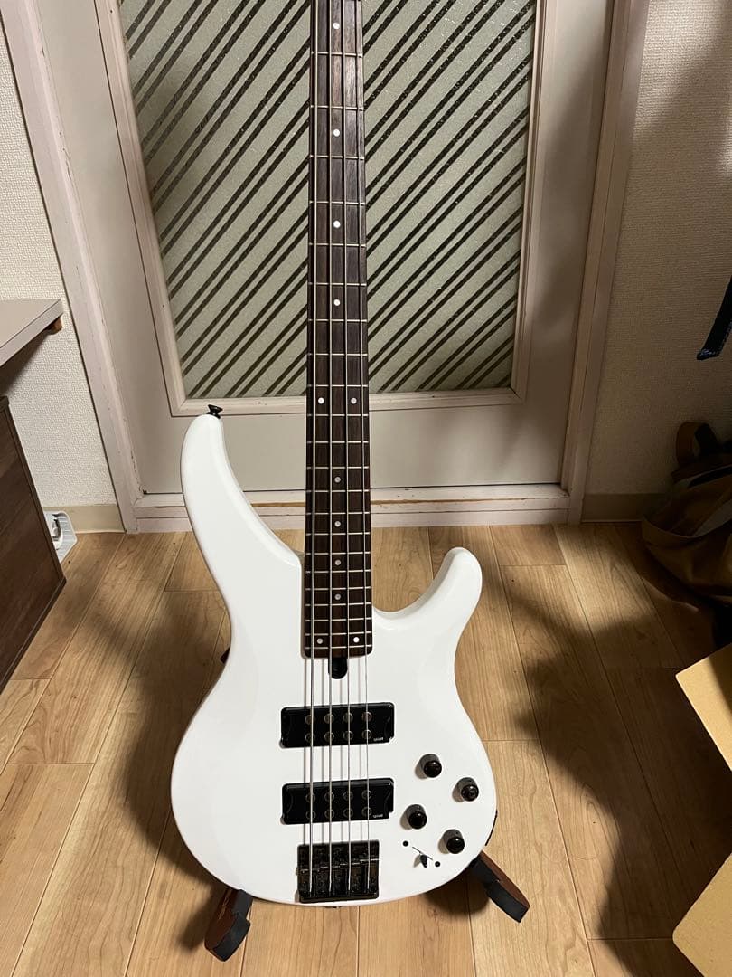 （美品）Yamaha TRBX304 White