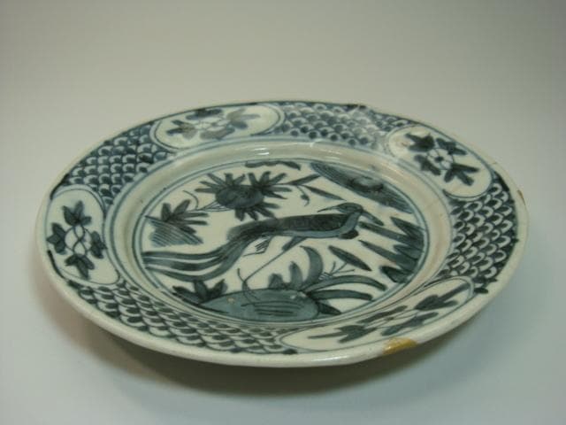 皿■孔雀紋 呉須染付 花唐草 中国 明～清 広東・福建省 古玩 唐物 時代物■
