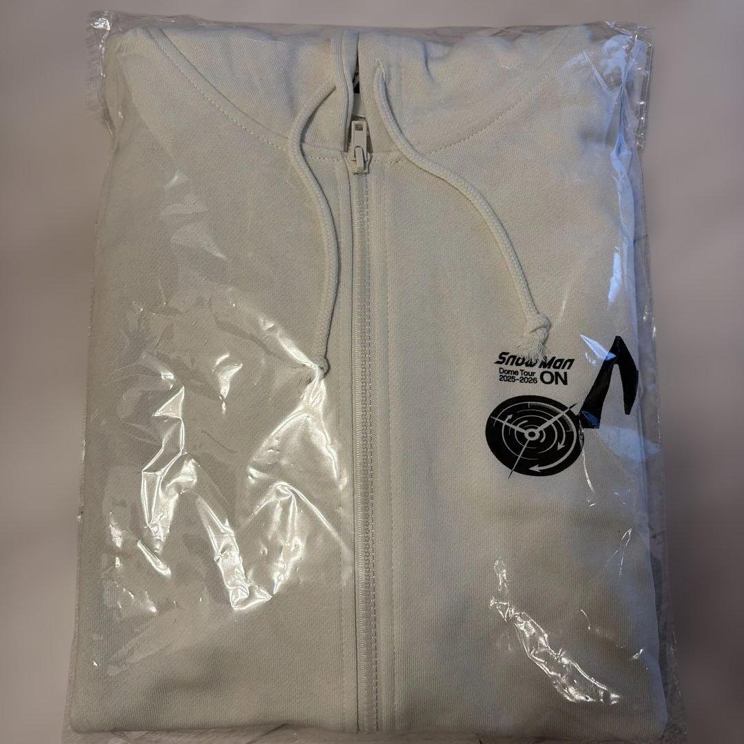 ゆ*。様 Man 2025 ON のパーカー いつもより大きいサイズ（X