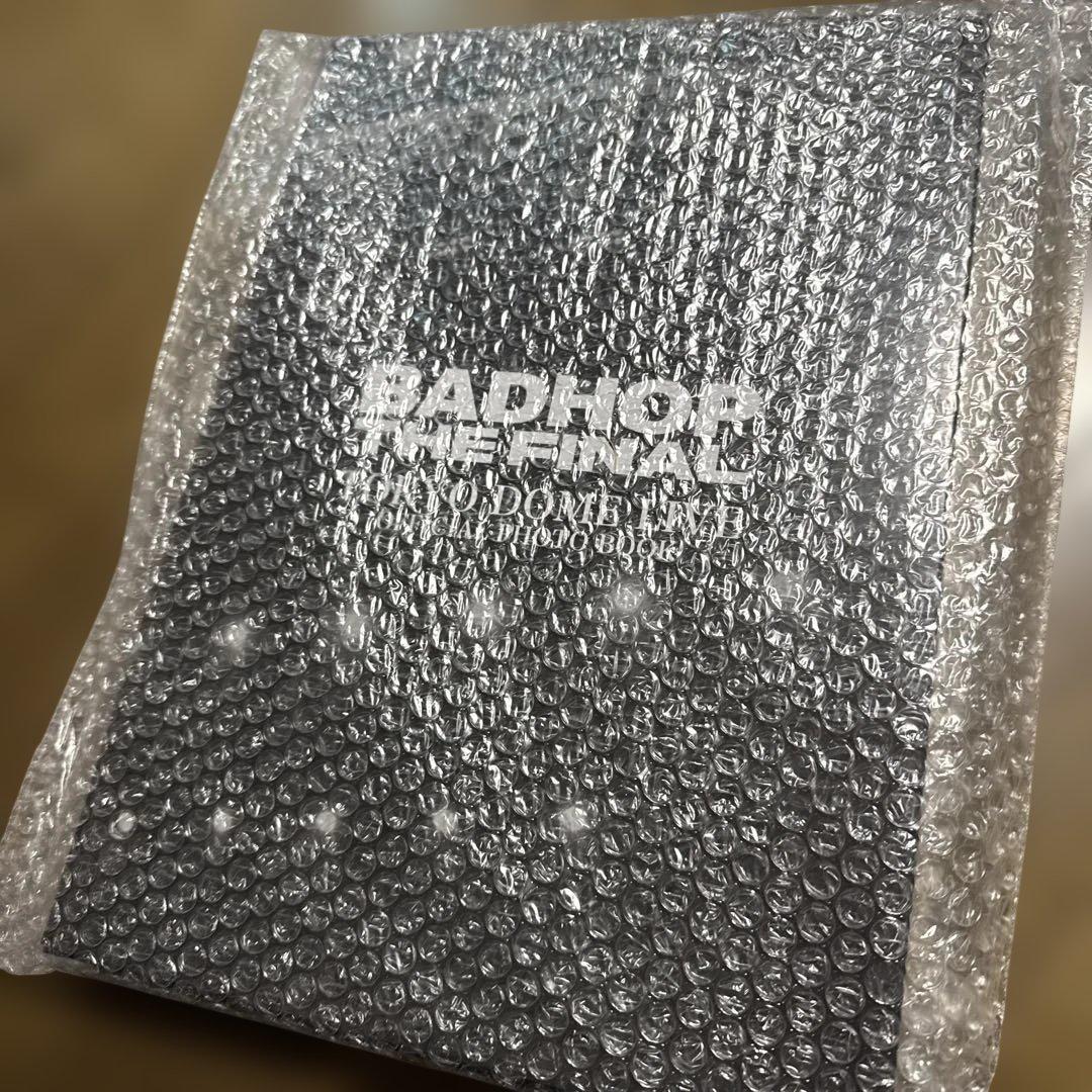 ミュージシャン BADPOPTHEFINALOFFICIALPHOTOBOOK
