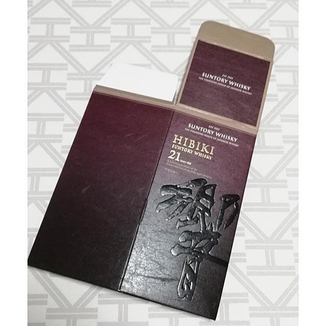 ➁ サントリー【響 21年】化粧箱１枚