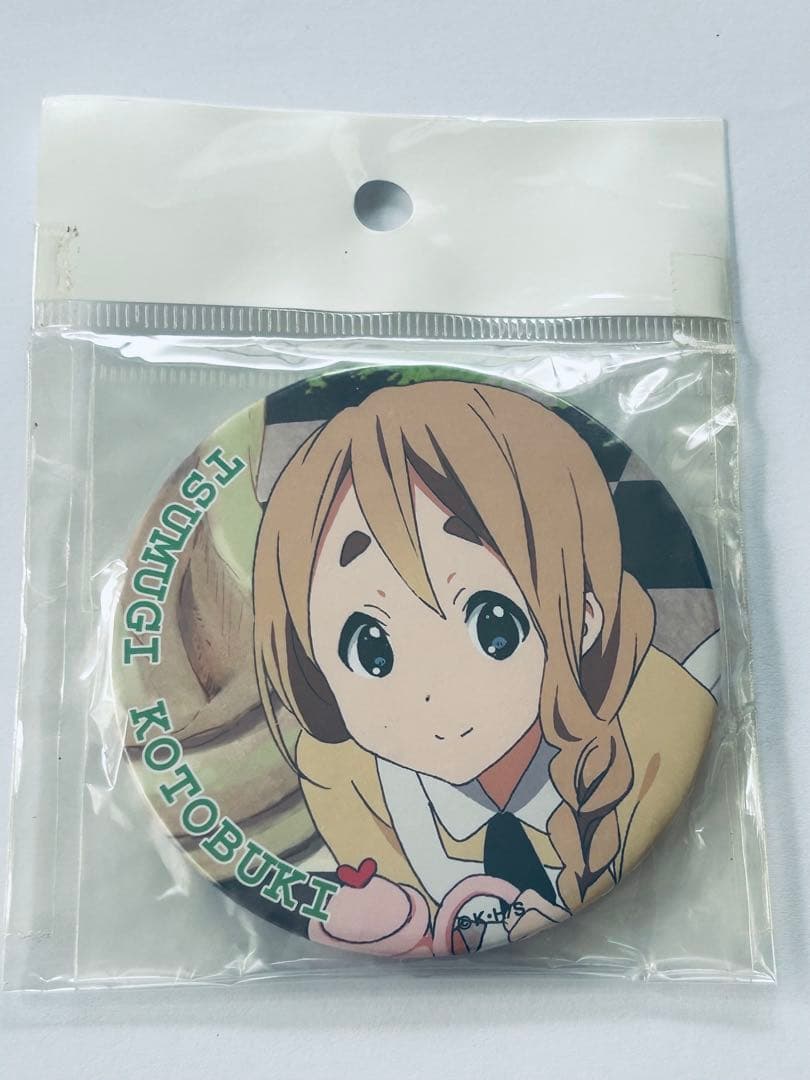 けいおん! 琴吹紬 ムギちゃん 限定デカバッチ 缶バッジ ⑧
