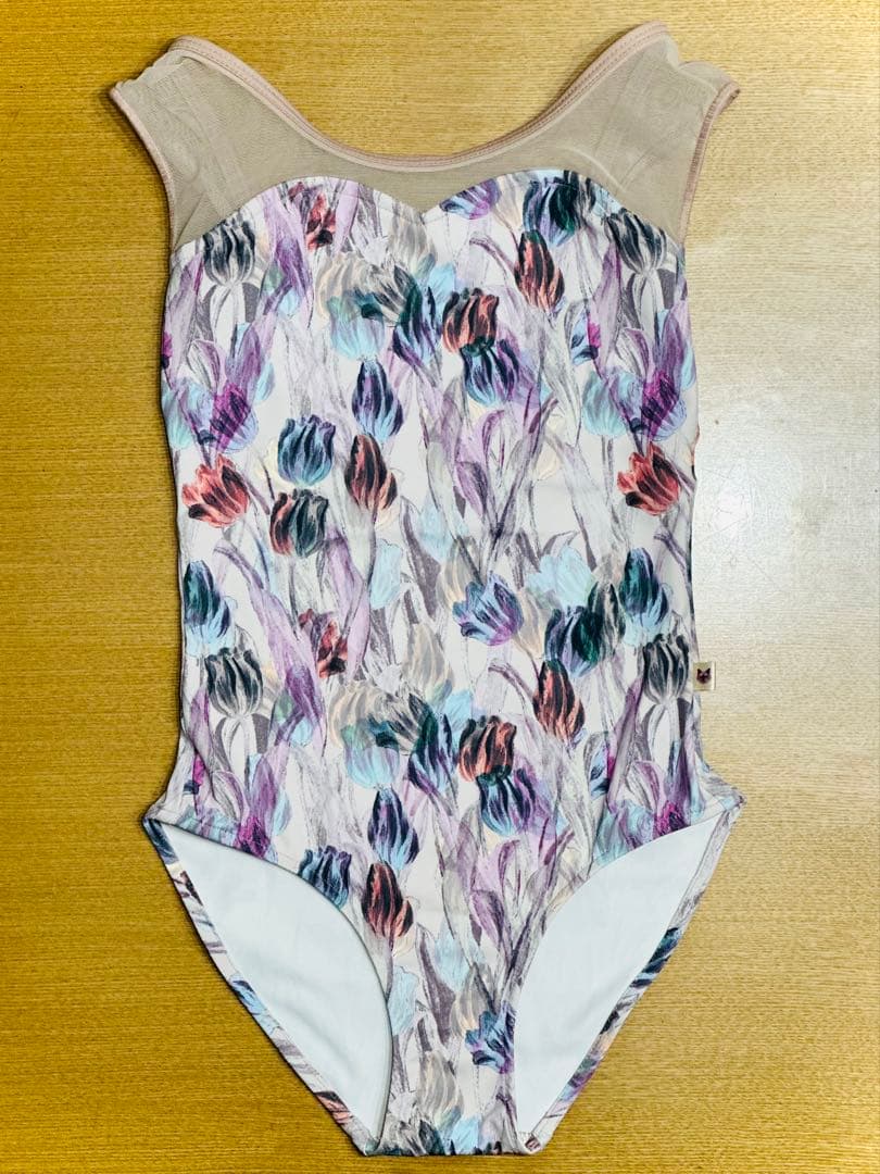 【美品】unoa ウノア レオタード 130〜140 スティナ stina