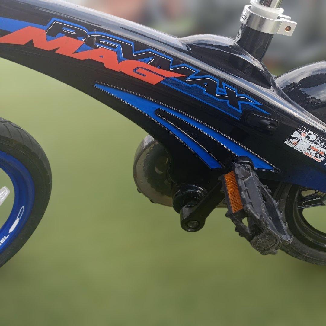 子どもの自転車16インチ青色