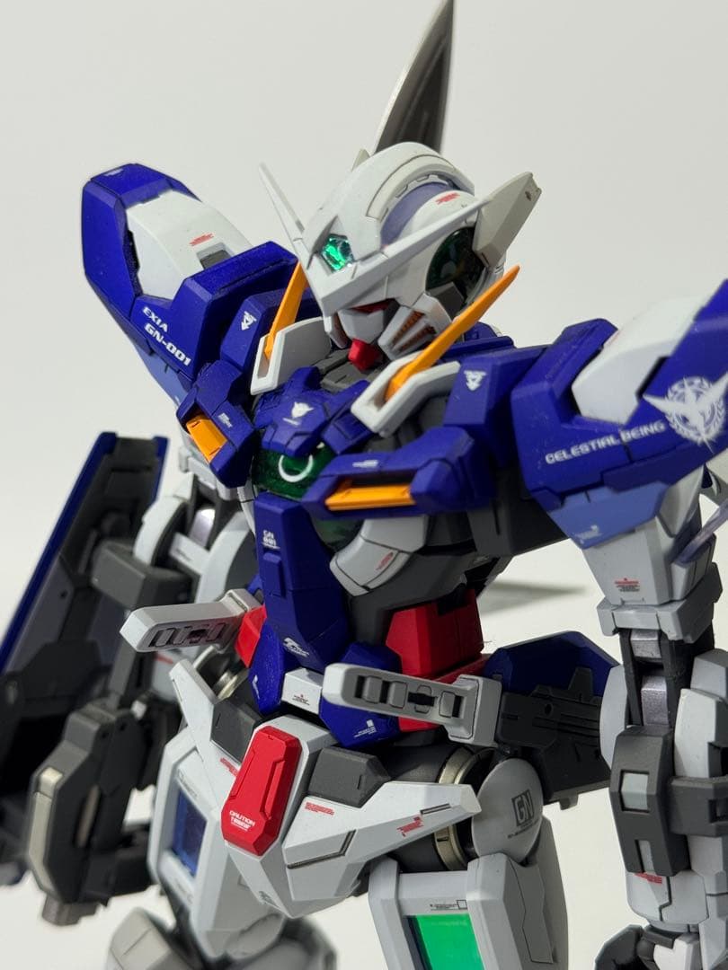 【大幅値下げ中】　MG 1/100 ガンダムエクシア