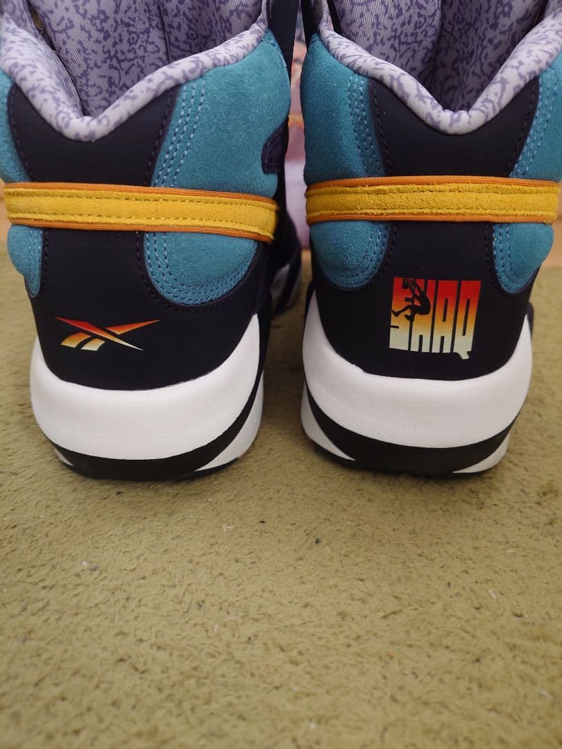 リーボック　シャックアタック　ストリートファイターコラボ　27.5