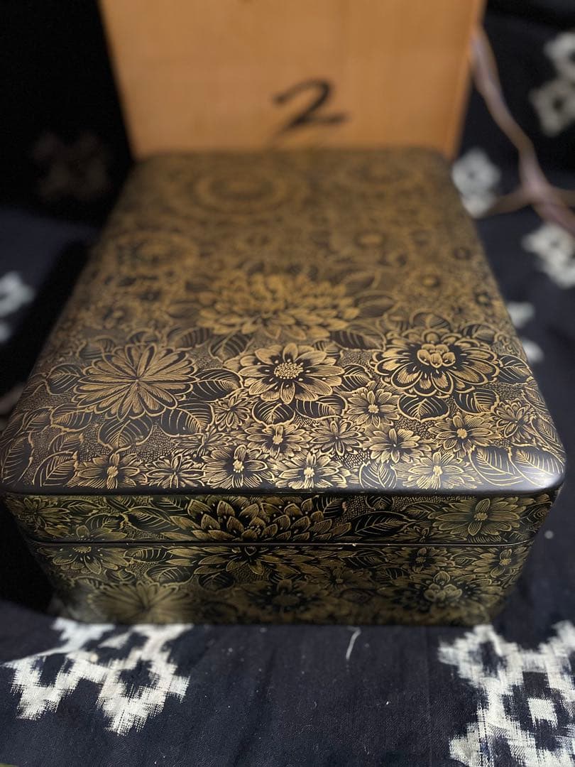 輪島塗　本漆塗　木製上質黒漆に極上牡丹詰沈金の映える輪島塗硯箱 元箱付き