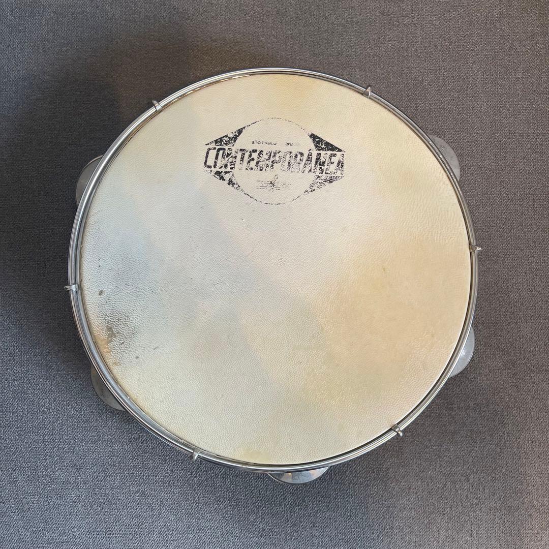 コンテンポラニア製パンデイロ