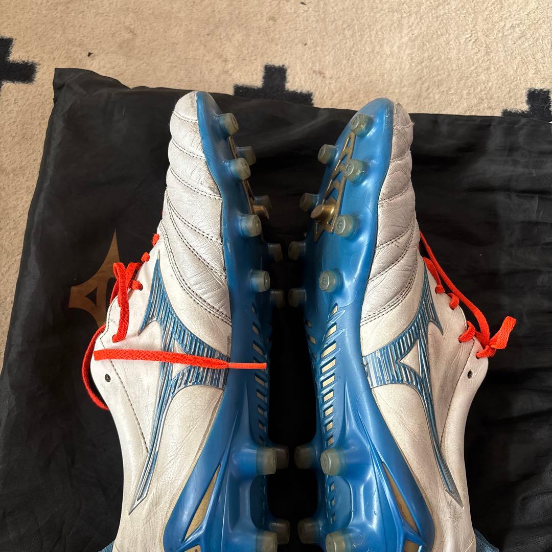 k*7様 サッカースパイク　モレリアネオ4