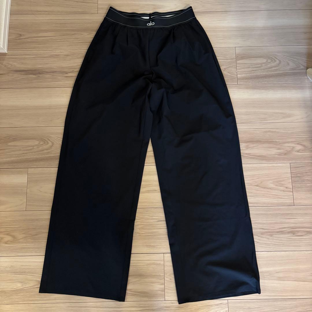 正規品 alo yoga SuitUpTrouserブラック S(US4-6)