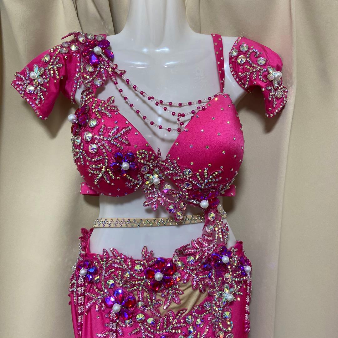 ピンク ビーズ装飾 ベリーダンス衣装