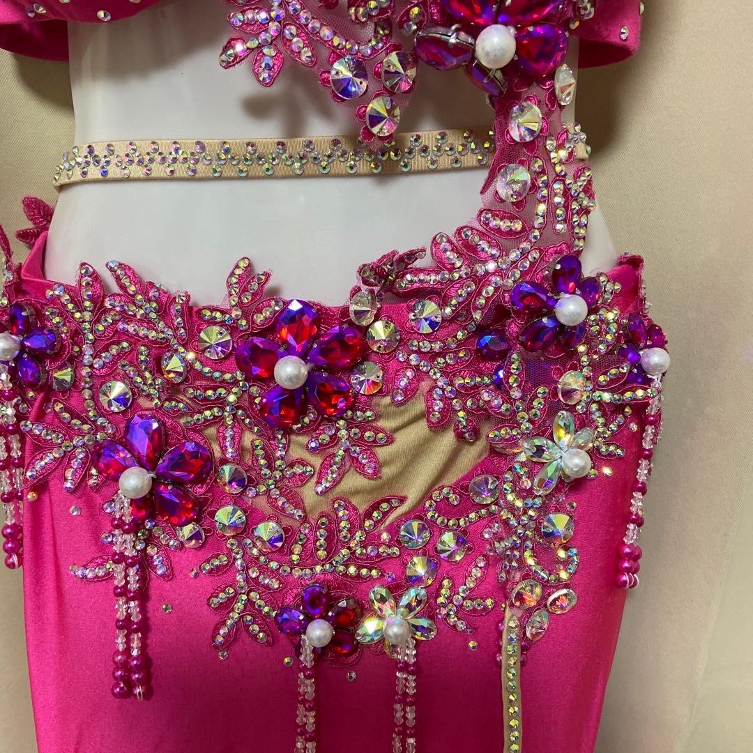 ピンク ビーズ装飾 ベリーダンス衣装